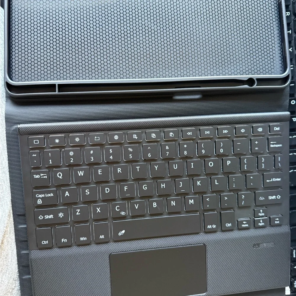 Doohoeek Bluetooth Keyboard Case for Samsung Galaxy Tab S11 11 inch 2025, New Bl